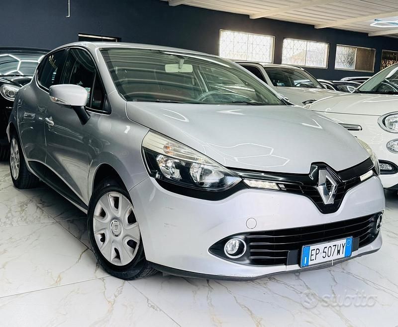 Usata Renault Clio IV 75 CV (55 kW) 2013 Grigio Berlina