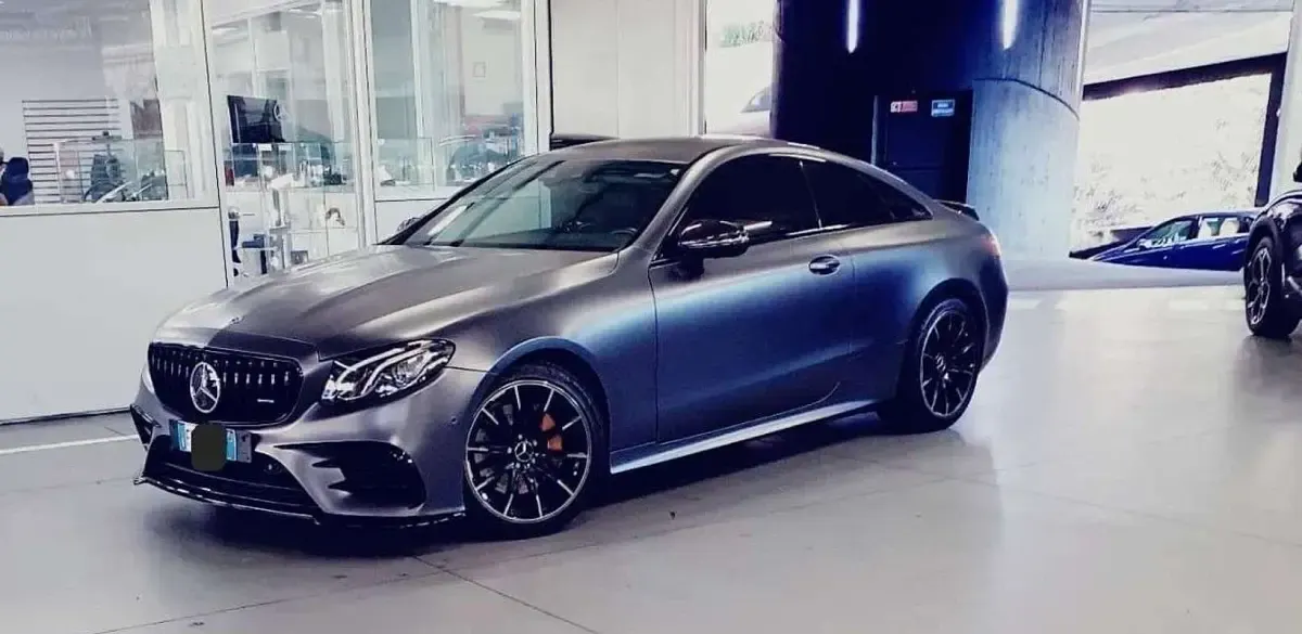 Usata Mercedes E220 Premium 194 CV (142 kW) 2017 Grigio Coupé