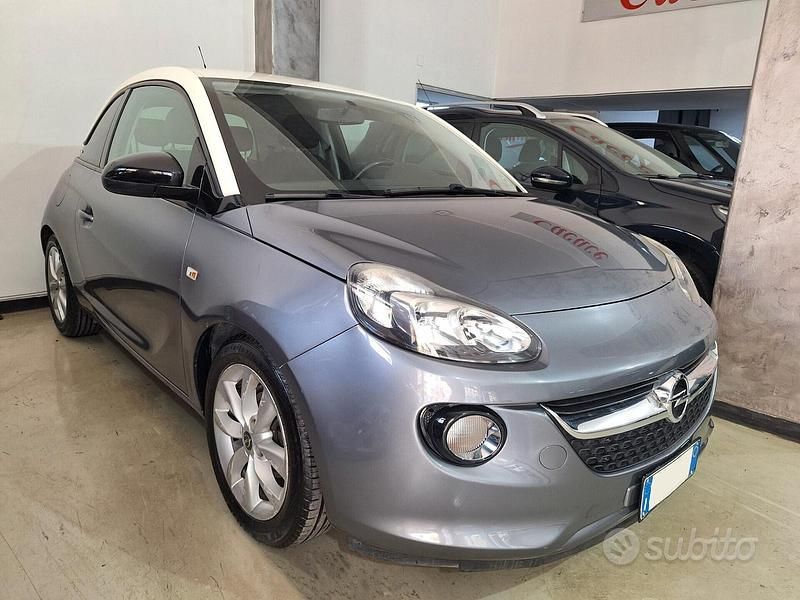 Usata Opel Adam 69 CV (50 kW) 2017 Grigio Utilitaria