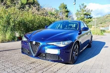 Usata Alfa Romeo Giulia 160 CV (117 kW) 2021 Blu Berlina