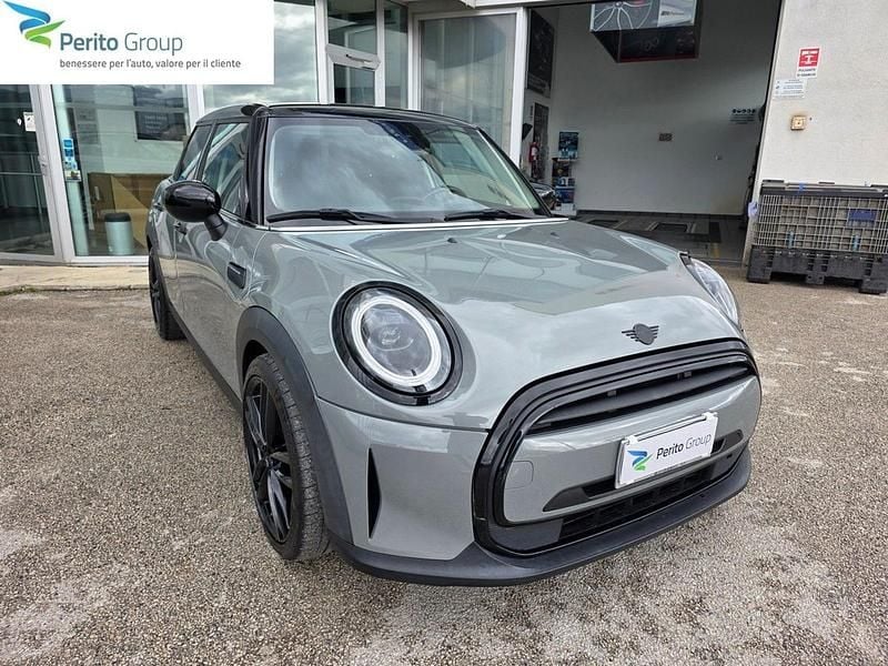Grigio scuro / metallizzato Usata 2022 Mini Cooper Business Utilitaria | 15.990 € (Super prezzo) - Immagine 1/4