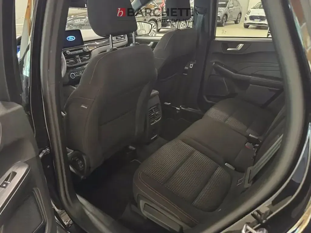 Usata Ford Kuga ST-Line 150 CV (110 kW) 2023 Nero SUV