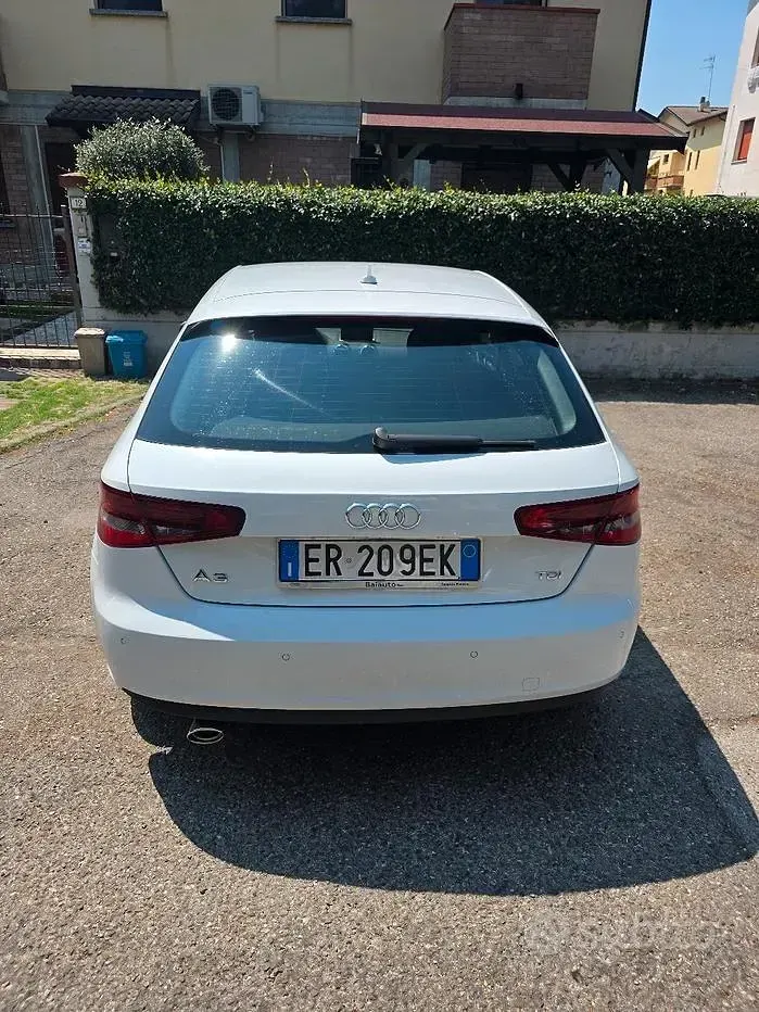 Usata Audi A3 105 CV (77 kW) 2013 Bianco Berlina