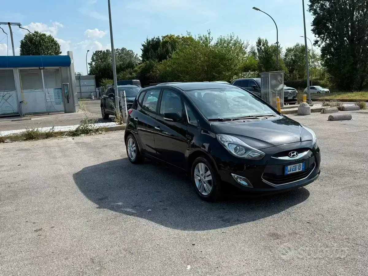 Usata Hyundai ix20 90 CV (66 kW) 2012 Nero Utilitaria