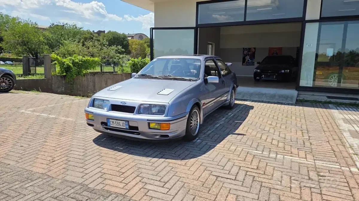Usata Ford Sierra RS 294 CV (216 kW) 1986