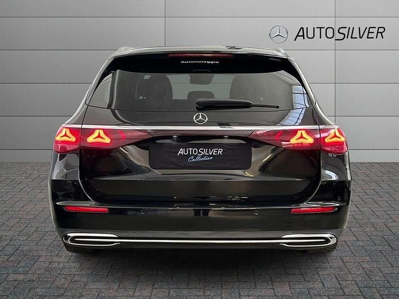 Usata Mercedes 220 Advanced Plus 197 CV (144 kW) 2024 Nero Station wagon