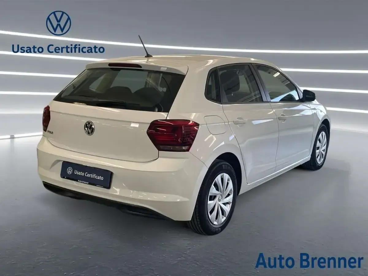 Usata VW Polo Trendline 80 CV (58 kW) 2018 Pure white pastello Utilitaria