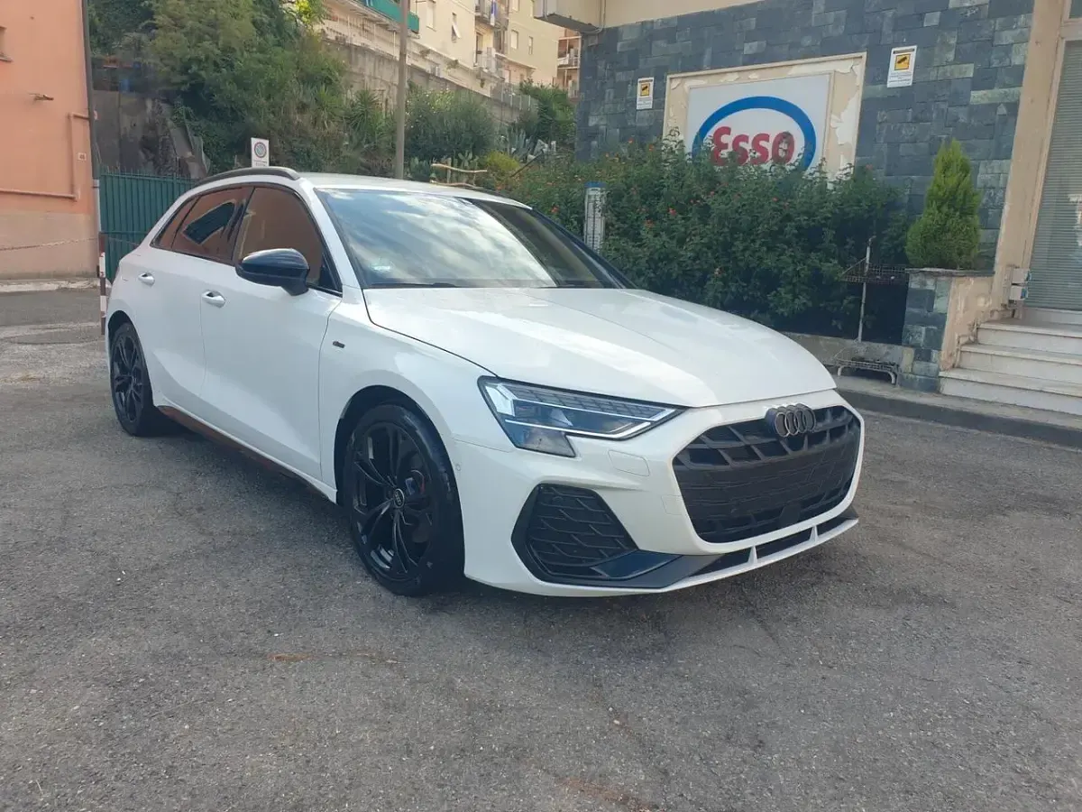 Usata Audi A3 Comfort 149 CV (109 kW) 2024 Bianco Station wagon