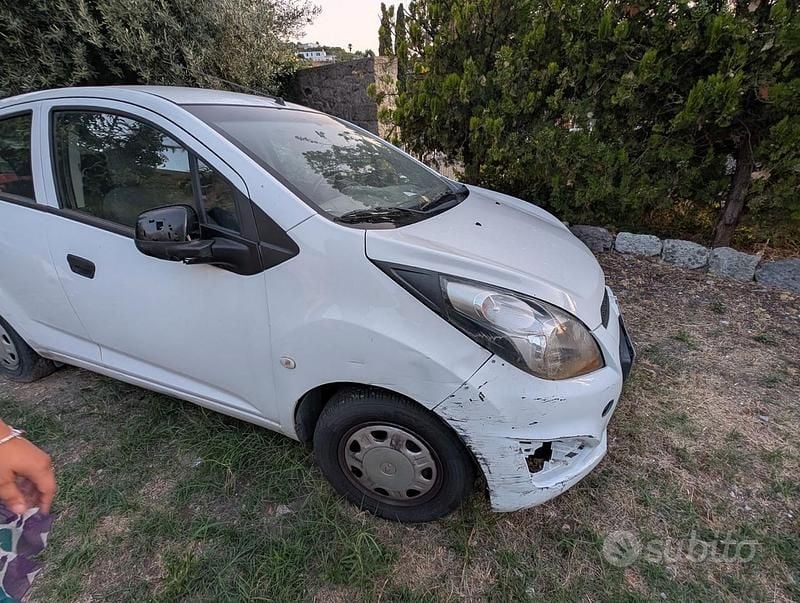 Bianco Usata 2015 Chevrolet Spark LS Utilitaria | 2900 € (Super prezzo) - Immagine 1/4