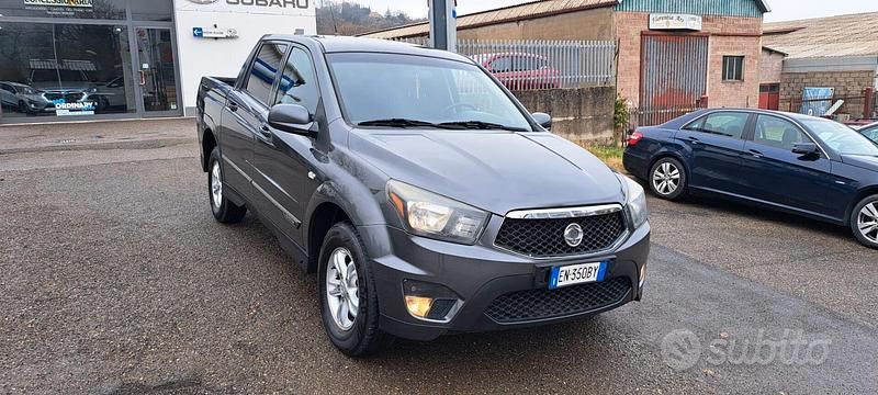 Usata SsangYong Actyon 155 CV (114 kW) 2012 Grigio SUV