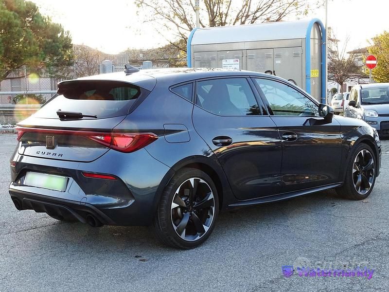 Usata Cupra Leon 245 CV (180 kW) 2022 Nero Berlina