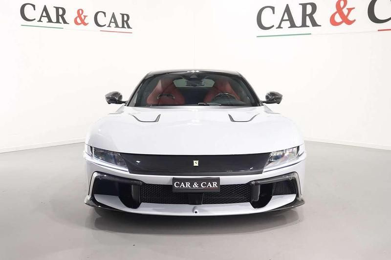 Nuova Ferrari 12 Cilindri 825 CV (606 kW) 2025 Bianco Coupé