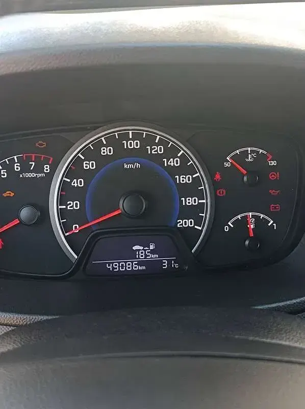 Usata Hyundai i10 Advanced Plus 67 CV (49 kW) 2019 Grigio Utilitaria