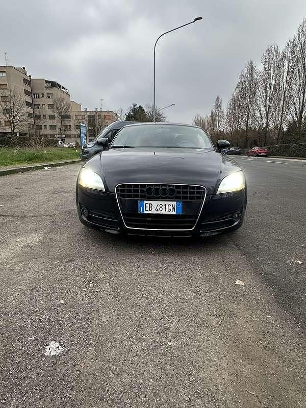 Begagnad Audi TT 160 HK (117 kW) 2010 Sportkupé