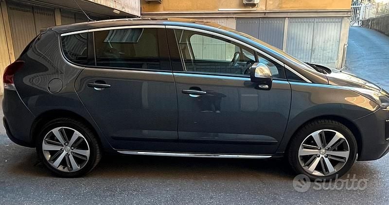 Usata Peugeot 3008 120 CV (88 kW) 2016 Grigio Monovolume