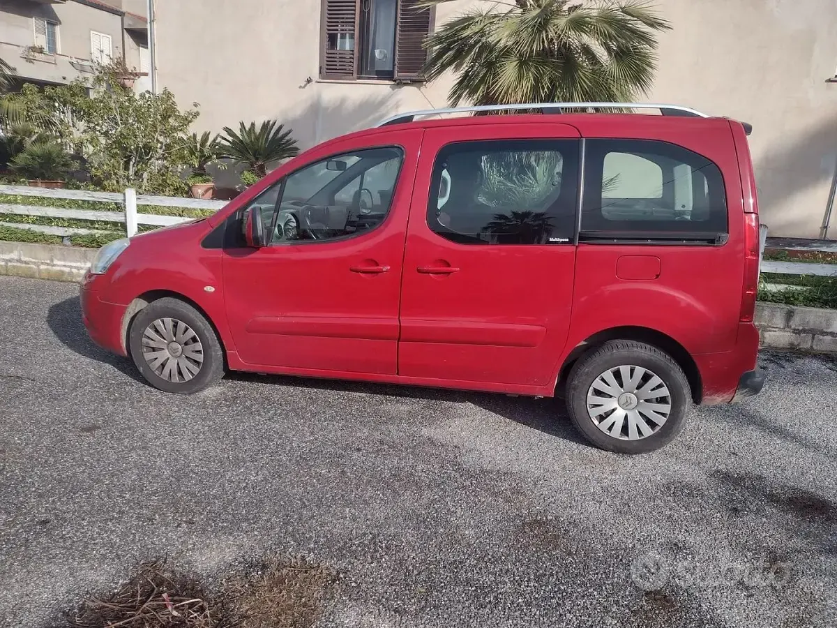 Usata Citroën e-Berlingo 90 CV (66 kW) 2010 Rosso Monovolume
