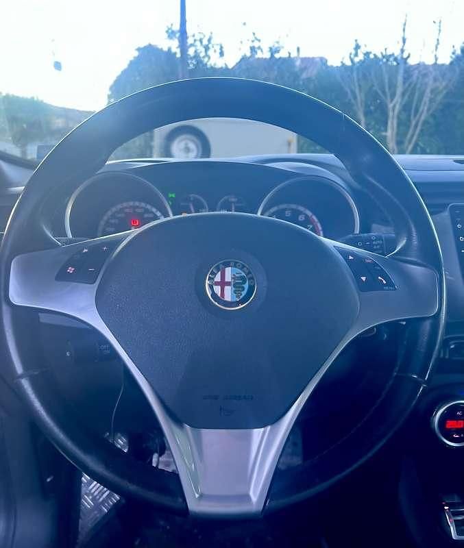 Usata Alfa Romeo Giulietta Distinctive 120 CV (88 kW) 2013 Utilitaria