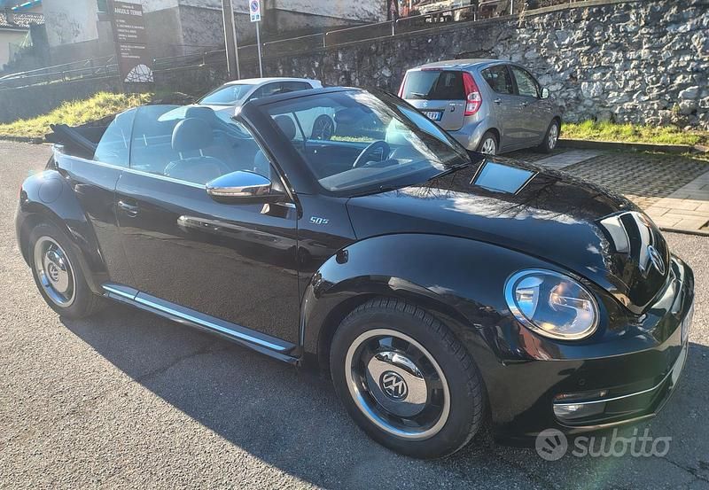 Usata VW Beetle Cabriolet Edition 105 CV (77 kW) 2013 Nero Cabrio