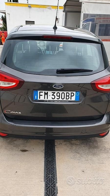 Usata Ford C-MAX Business Edition 120 CV (88 kW) 2017 Grigio Monovolume