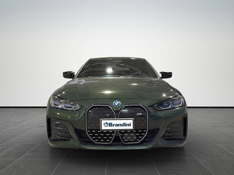 Usata BMW i4 125 kW (170 CV) 2023 British racing green Berlina