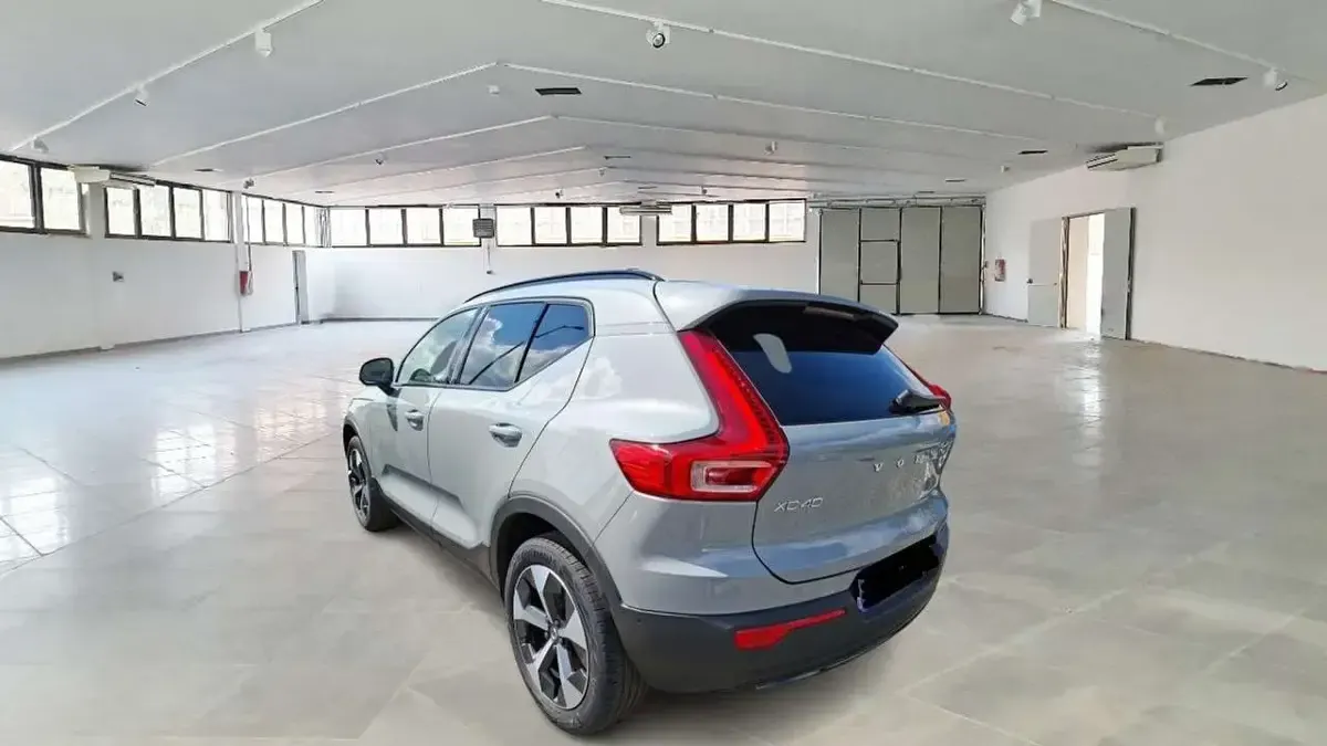 Usata Volvo XC40 Ultra 163 CV (119 kW) 2025 Grigio SUV