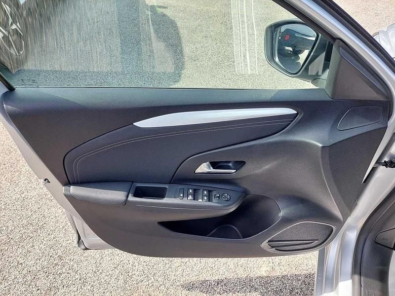 Usata Opel Corsa 101 CV (74 kW) 2025 Grigio Utilitaria