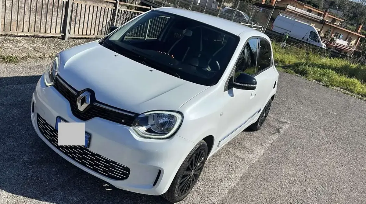 Usata Renault Twingo Urban Night 65 CV (47 kW) 2023 Bianco Utilitaria