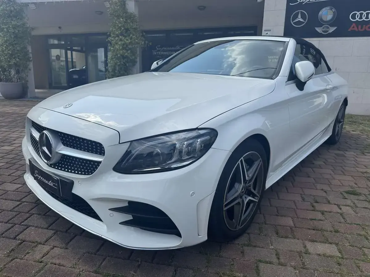 Usata Mercedes C220 Premium 194 CV (142 kW) 2023 Bianco Cabrio