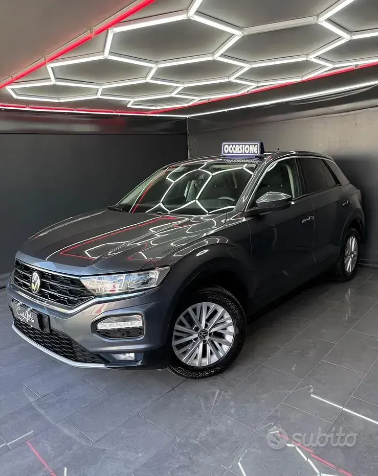 Usata VW T-Roc Advance 116 CV (85 kW) 2020 Grigio SUV
