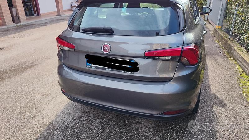 Usata Fiat Tipo 2017 Grigio Berlina
