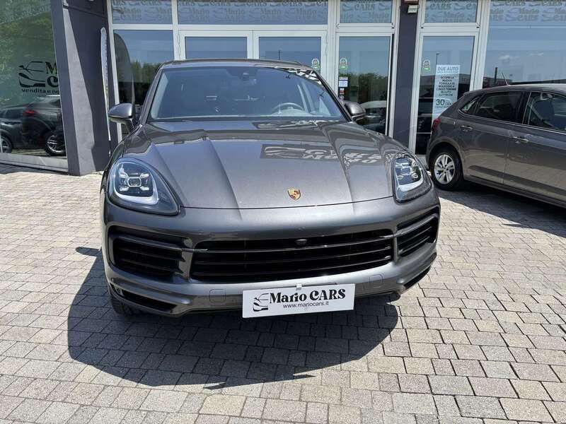 Grigio scuro Usata 2019 Porsche Cayenne SUV | 56.500 € (Super prezzo) - Immagine 1/4