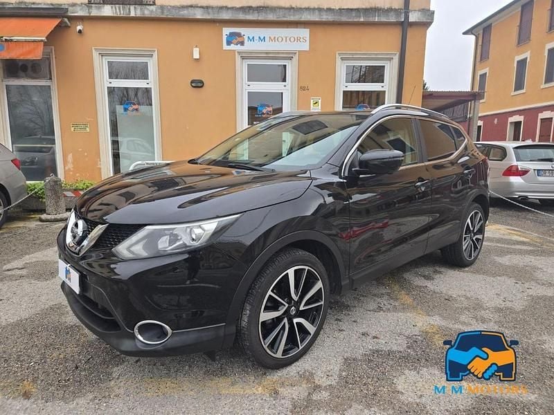 Viola Usata 2015 Nissan Qashqai Tekna+ SUV | 11.990 € (Buon prezzo) - Immagine 1/4