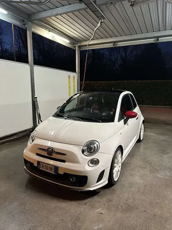 Usata Abarth 500 135 CV (99 kW) 2010 Utilitaria