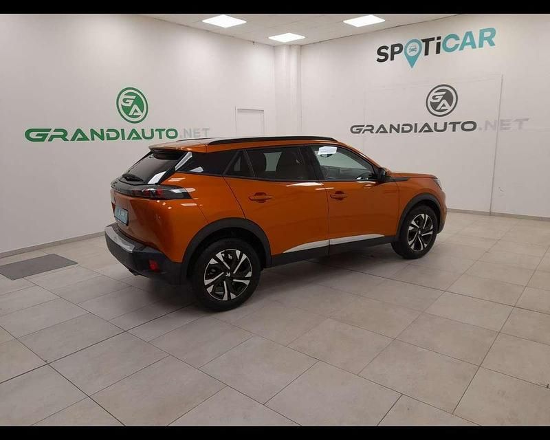 Usata Peugeot 2008 Allure 102 CV (75 kW) 2021 Arancione SUV