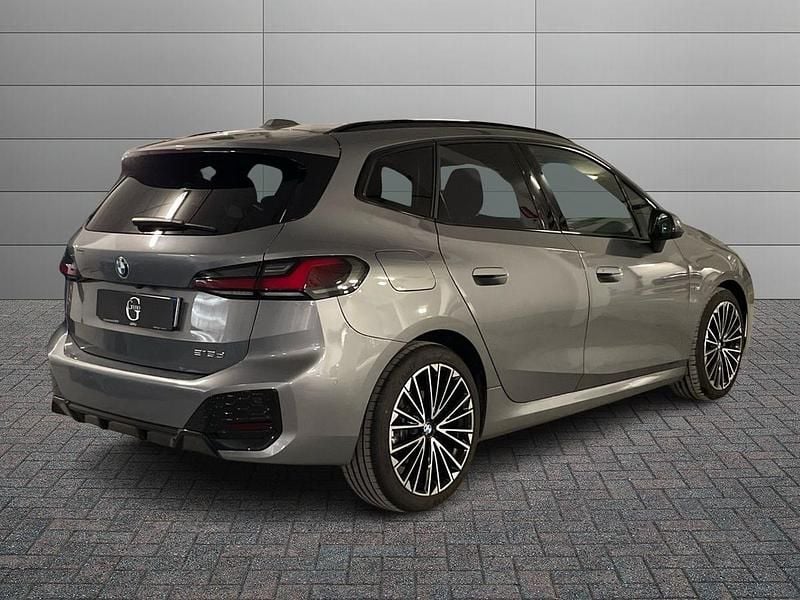 Usata BMW 218 Active Tourer M Sport 150 CV (110 kW) 2025 Grigio Monovolume