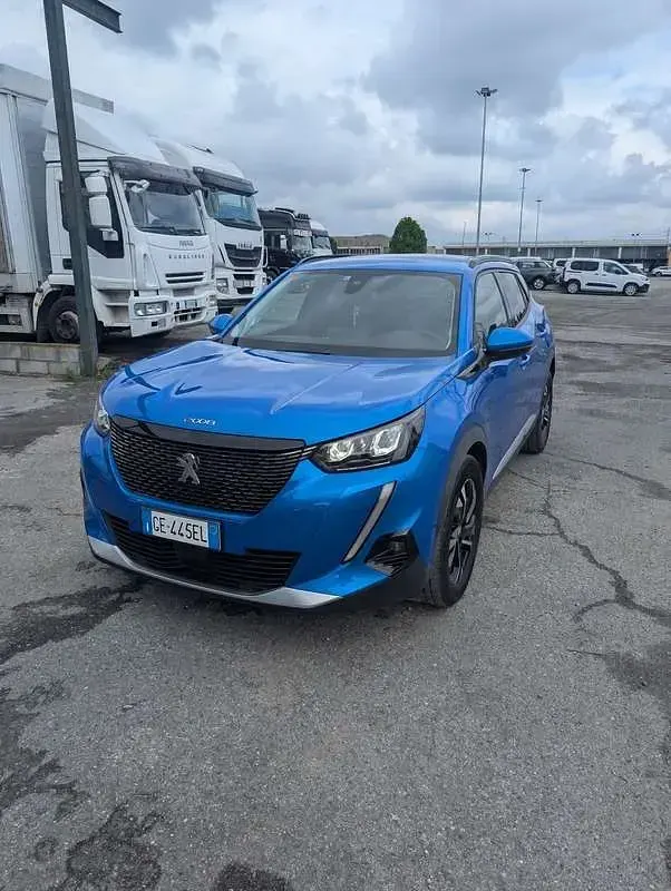 Usata Peugeot 2008 Allure 102 CV (75 kW) 2021 SUV