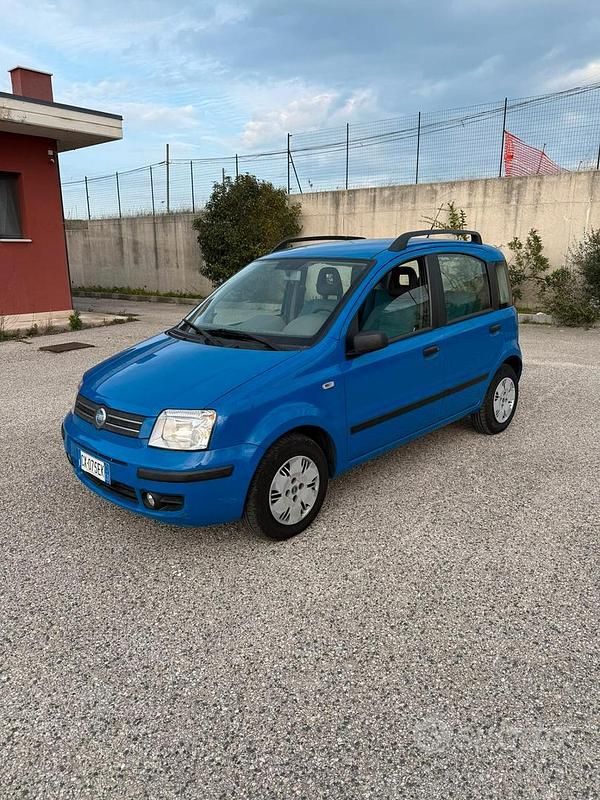 Usata Fiat Panda 60 CV (44 kW) 2005 Blu Utilitaria