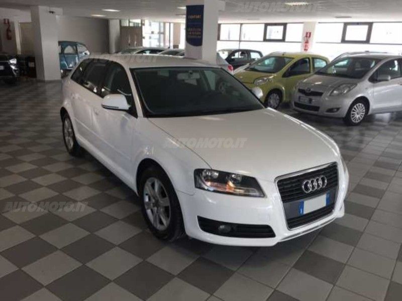 Venduto Audi A3 Sportback 1.6 TDI 90 . auto usate in vendita