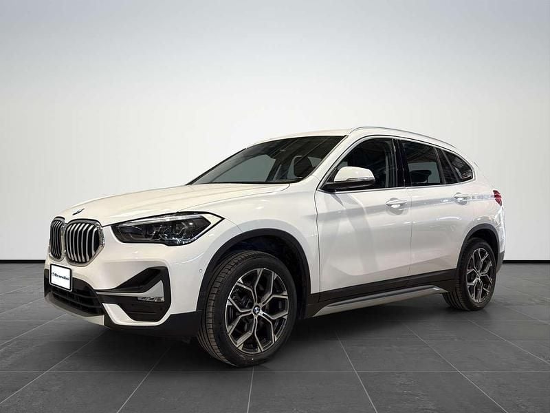 Bianco Usata 2021 BMW X1 xLine SUV | 22.082 € (Super prezzo) - Immagine 1/4