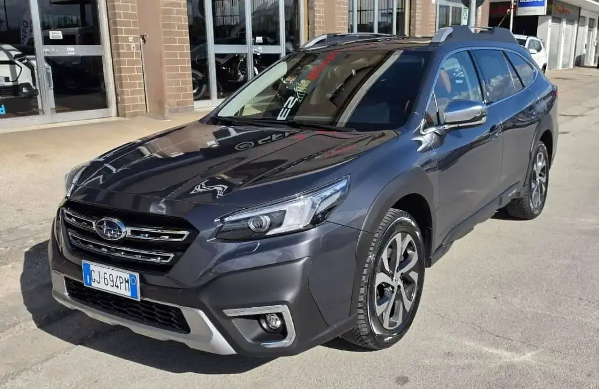 Usata Subaru Outback Premium 169 CV (124 kW) 2022 Other Station wagon