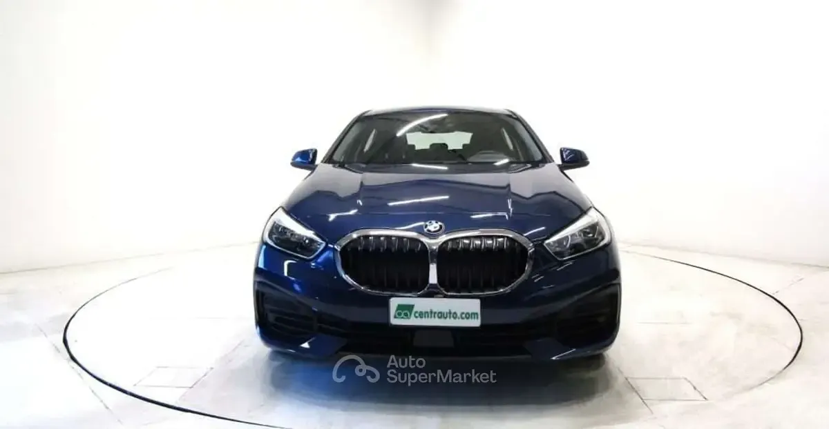 Usata BMW 116 Advantage 116 CV (85 kW) 2021 Blu scuro Utilitaria