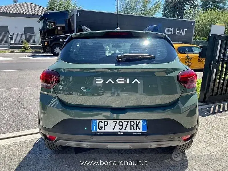 Usata Dacia Sandero Expression 91 CV (66 kW) 2023 Verde Berlina