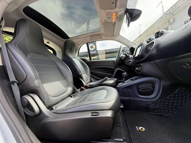 Usata Smart ForTwo Coupé Prime 90 CV (66 kW) 2016 Eda silver met. Utilitaria