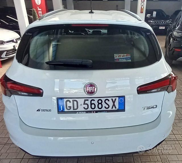 Usata Fiat Tipo Business 130 CV (95 kW) 2020 Bianco Station wagon