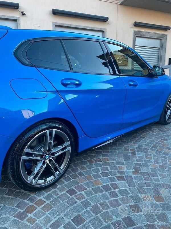 Usata BMW 135 2023 Blu Utilitaria