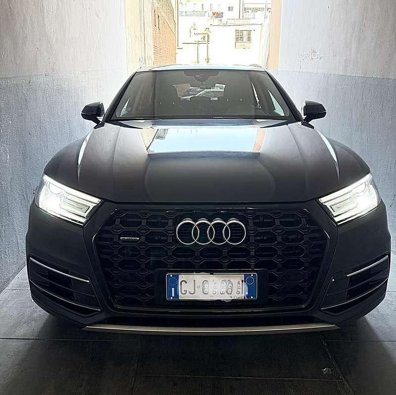 Usata Audi Q5 Business 150 CV (110 kW) 2018 Grigio SUV