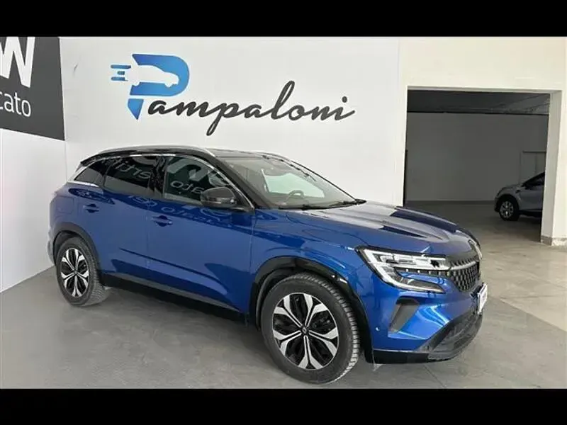 Usata Renault Austral Techno 200 CV (147 kW) 2023 Blu scuro SUV