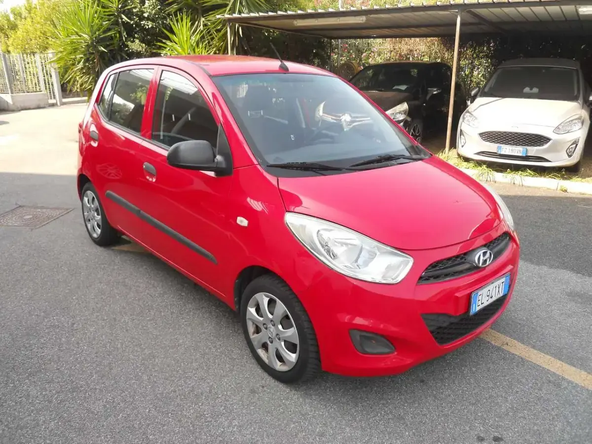 Usata Hyundai i10 69 CV (50 kW) 2013 Rosso Utilitaria