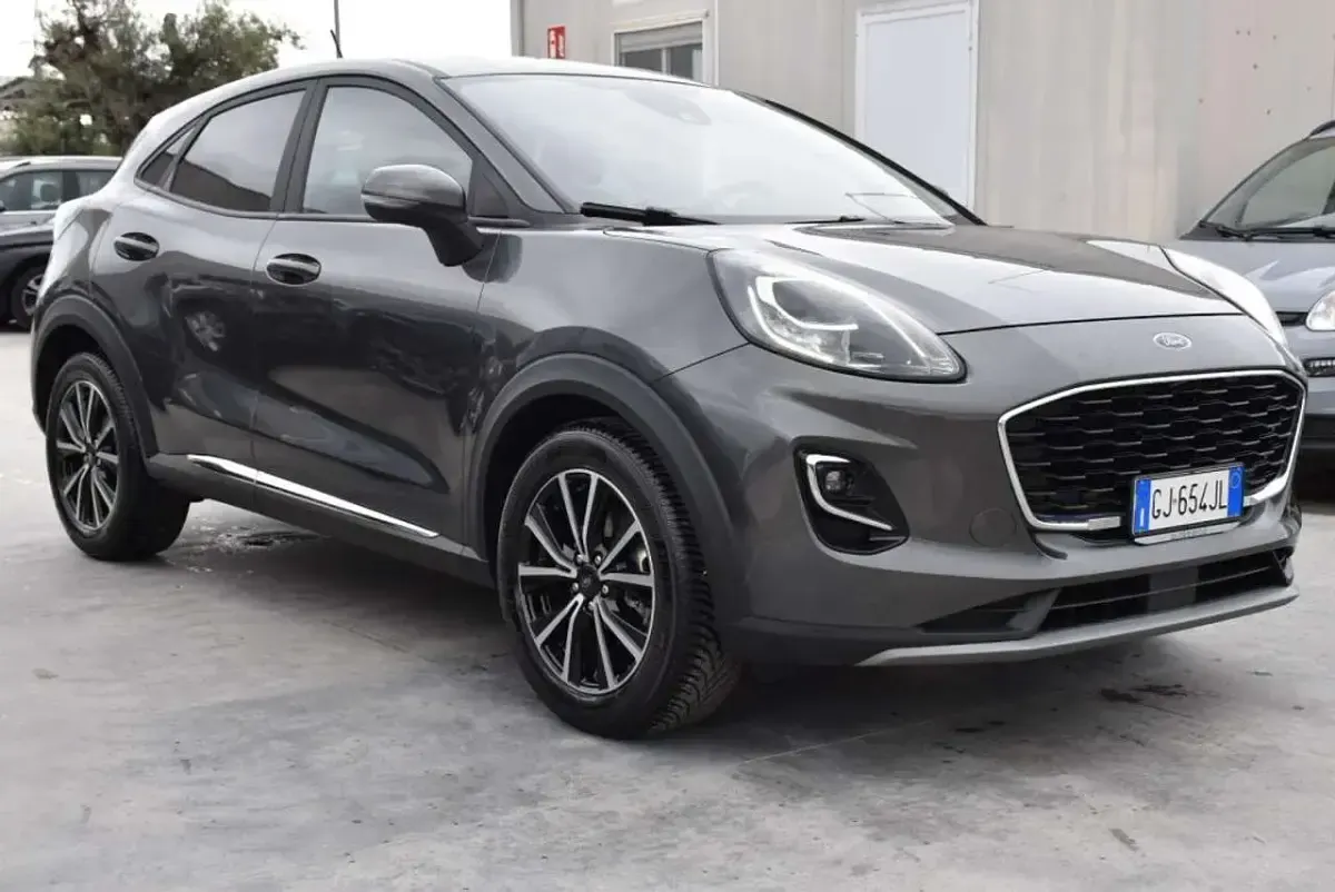 Usata Ford Puma Titanium 125 CV (91 kW) 2022 Grigio SUV