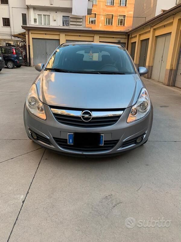 Usata Opel Corsa 80 CV (58 kW) 2007 Grigio Utilitaria
